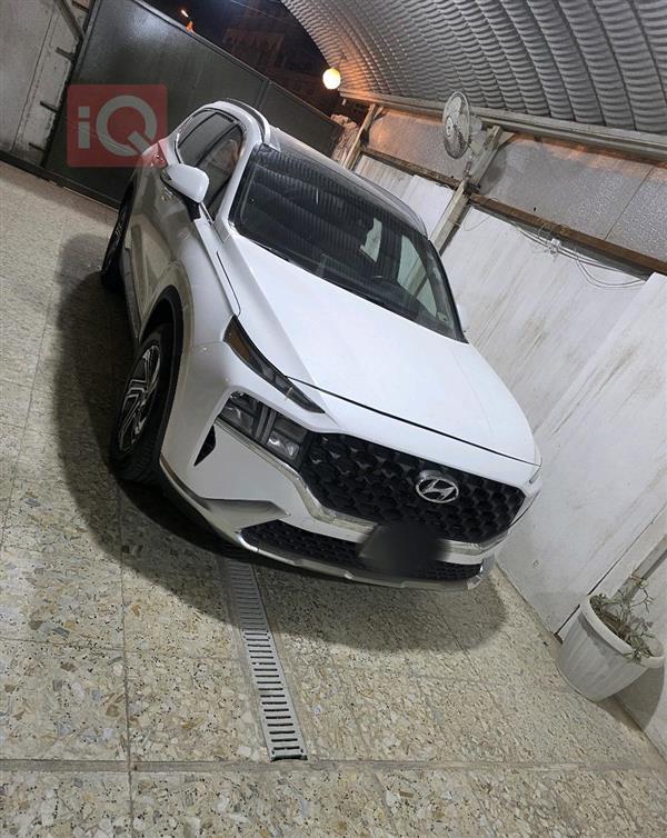 Hyundai Santa Fe 2022 for sale in Iraq - Kufa